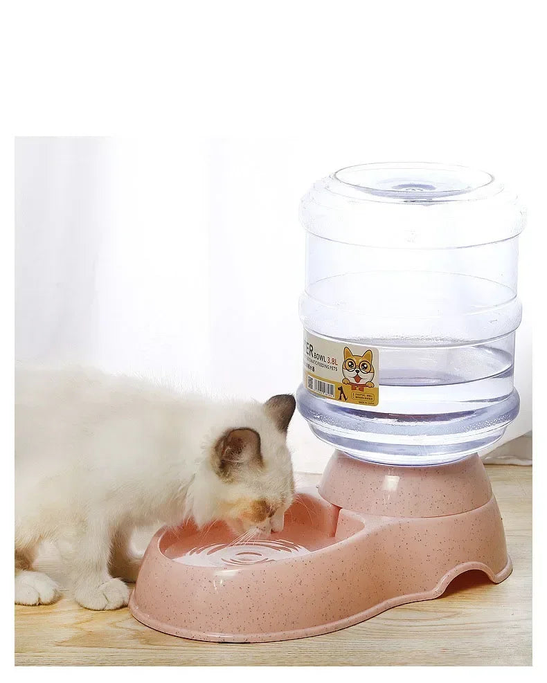 Automatischer Futter- & Wasserspender – Die smarte Lösung für dein Haustier!