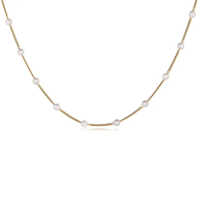 Elegante Perlen Halskette – Goldfarbener Kpop Choker mit Anhänger für einen strahlenden Look!