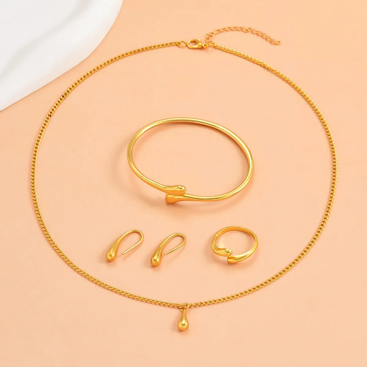Strahle an deinem besonderen Tag – Das 5-teilige Schmuckset für unvergessliche Erinnerungen